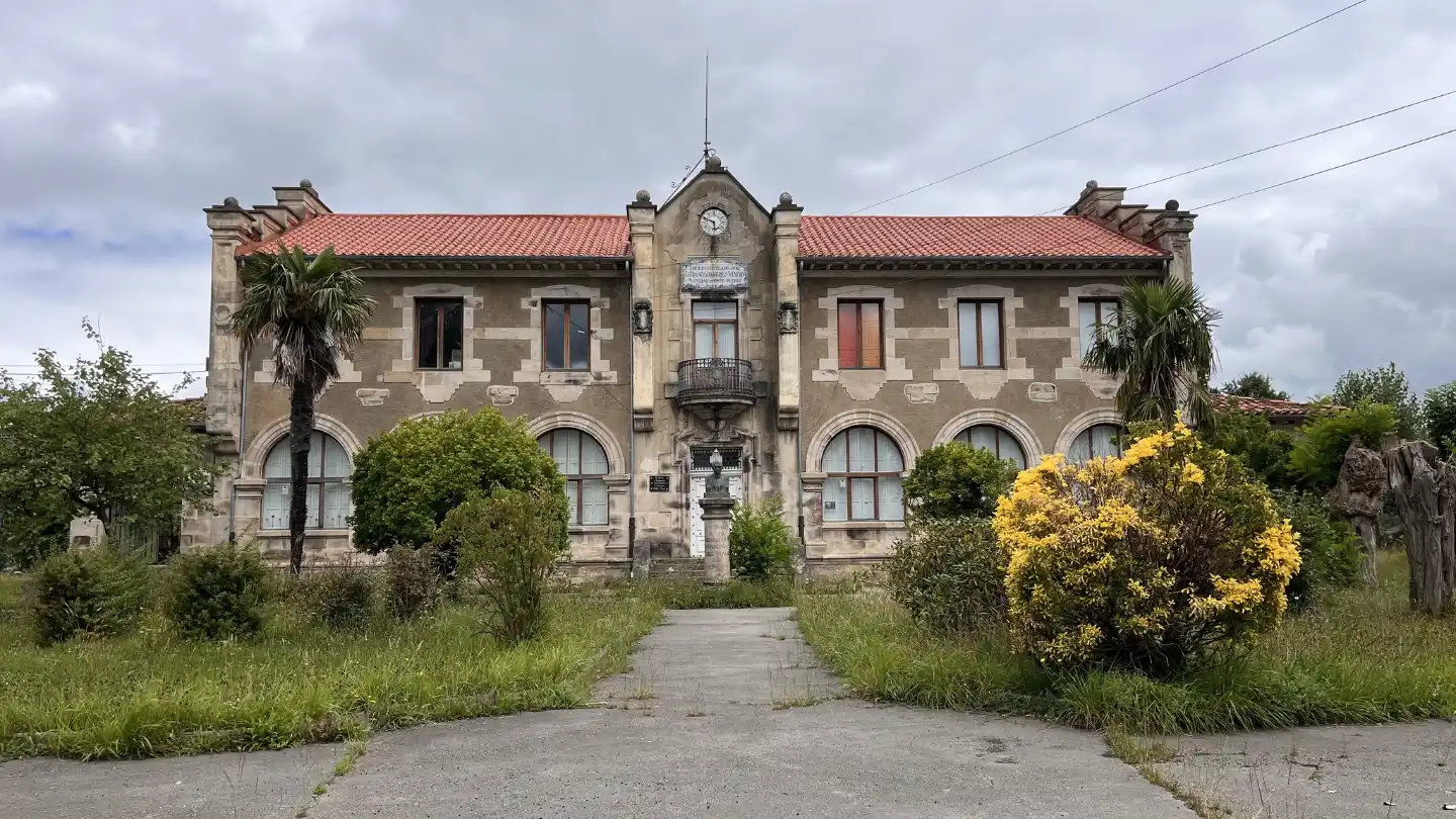 Escuela Santibañez de Carriedo
